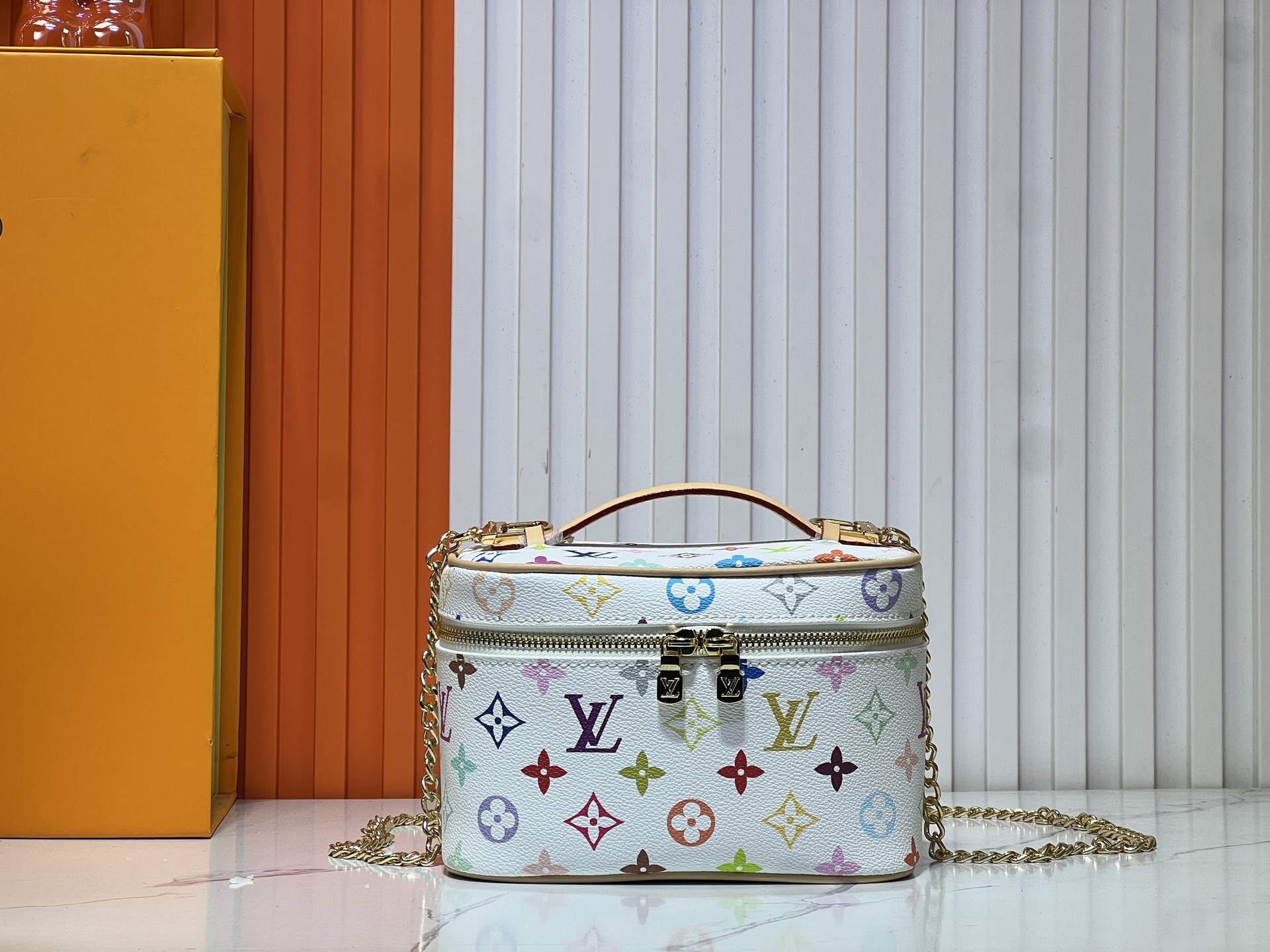 Louis Vuitton LV Classic Handbag Premium Canvas Model 80527 Top Handle Luxury Daily Wear Designer Bag
